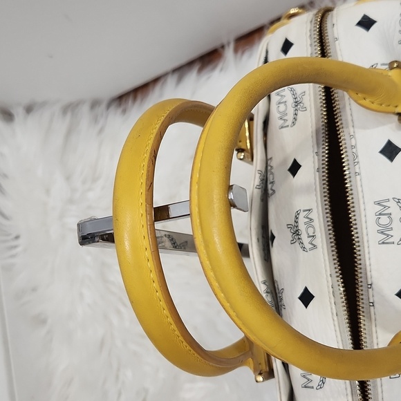 💛🔹️MCM🔹️ White and Yellow Women's Boston Bag - Picture 6 of 15